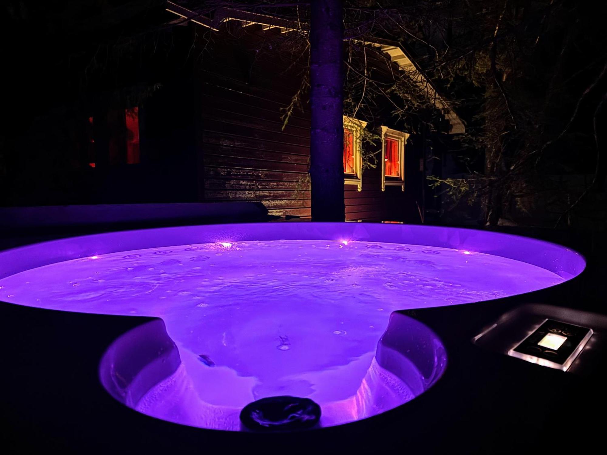 Vakantiehuis Aurora Haven - With Jacuzzi Tromsø